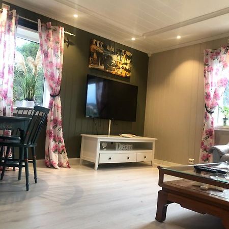 Den Gule Huset Apartment ลิงดาล ภายนอก รูปภาพ